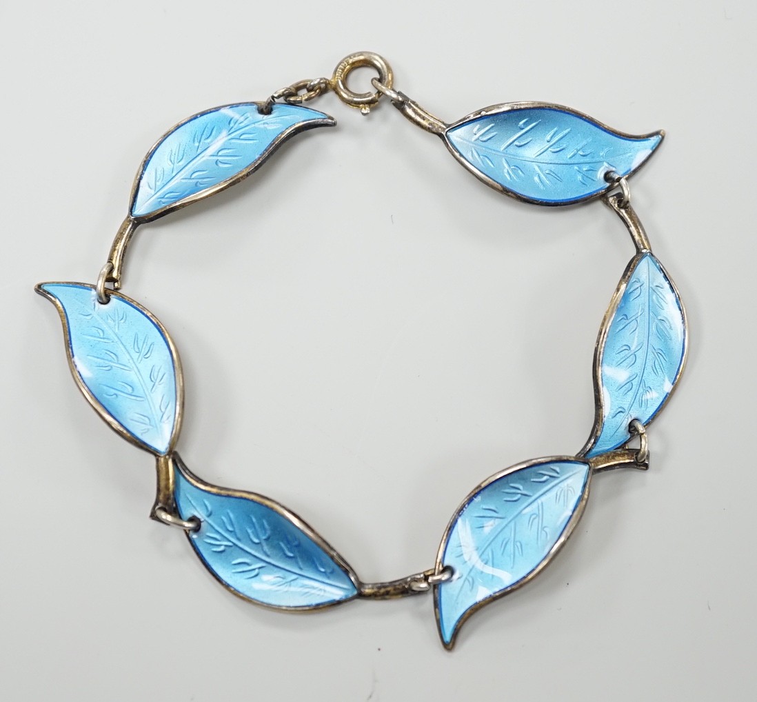 A 20th century Norwegian 925 sterling and blue enamel set leaf bracelet, by David Andersen, 16.5cm.